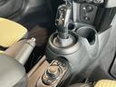 クーパー　レゾリュート・エディション　認定中古車　ＭＩＮＩ　ライト　アロイ　ホイール　パルス　スポーク　コンフォート　アクセス　システム　Ｒ　ビューカメラ　ＥＴＣ内蔵型ルーム　ミラー　禁煙車（9枚目）