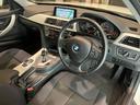 320i スポーツ 認定中古車 コンフォート アクセス システム 自動防眩ルームミラー 電動シート調節 メモリー付 R パーク ディスタンス コントロール(PDC) R パーク ディスタンス コントロール(PDC)(24枚目)