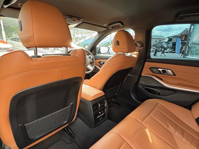 ３シリーズ ３２０ｄ　ｘＤｒｉｖｅ　ＭスポＥＤジョイ＋ハイライＰ　認定中古保証　フルレザー　茶革　禁煙車　Ｍパフォーマンスブレーキ（4枚目）