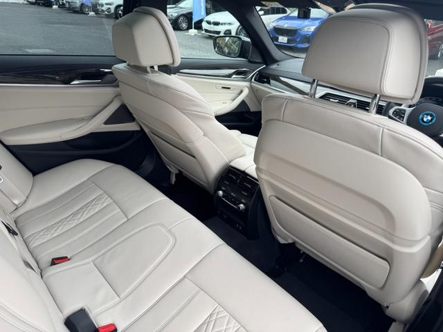 ５シリーズ ５２３ｄｘＤｒｉｖｅツーリングＭスポーツＥＤジョイ＋　認定中古車　アイボリーメリノレザー　サンルーフ（22枚目）