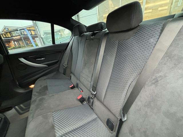 3シリーズ 320i Mスポーツ 認定中古保証(1年間) 走行距離18000Km 前後安全センサー Bluetooth接続 ドライブレコーダー(5枚目)