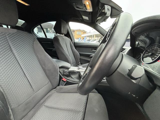 3シリーズ 320i Mスポーツ 認定中古保証(1年間) 走行距離18000Km 前後安全センサー Bluetooth接続 ドライブレコーダー(9枚目)