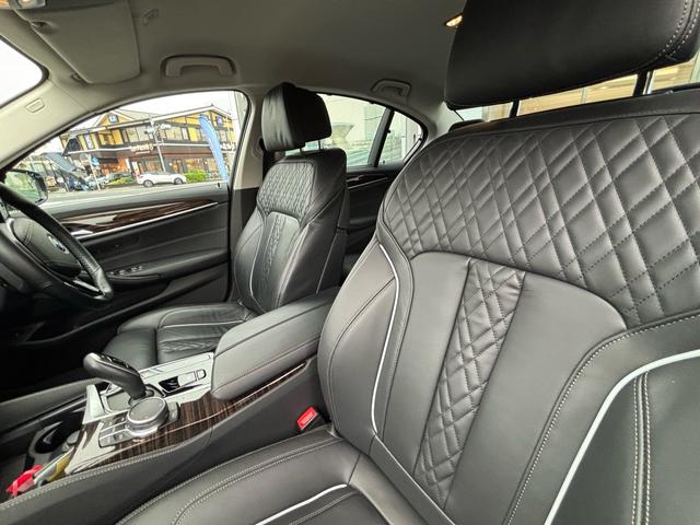 5シリーズ 523d xDrive ラグジュアリー 認定中古保証2年 フルレザーシート シートヒーター LEDヘッドライト 電動リアゲート(3枚目)