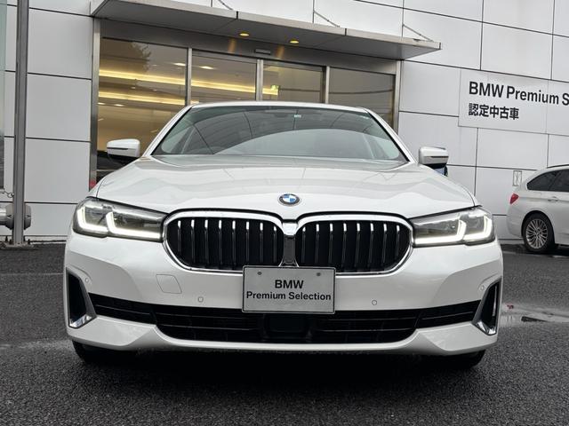 5シリーズ 523d xDrive ラグジュアリー 認定中古保証2年 フルレザーシート シートヒーター LEDヘッドライト 電動リアゲート(21枚目)