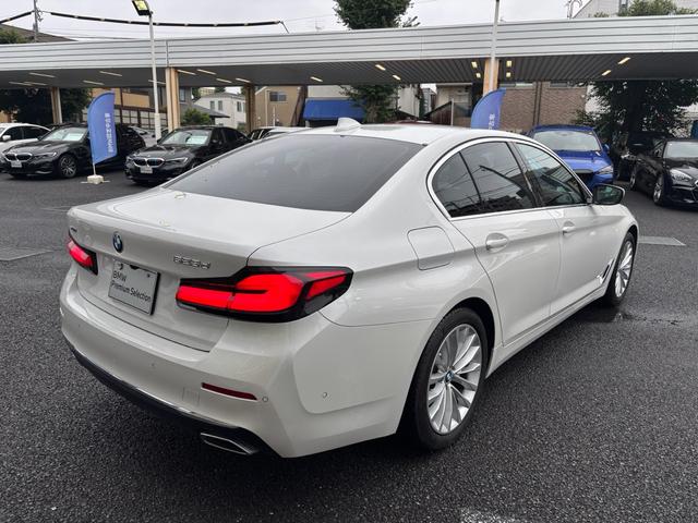 5シリーズ 523d xDrive ラグジュアリー 認定中古保証2年 フルレザーシート シートヒーター LEDヘッドライト 電動リアゲート(24枚目)