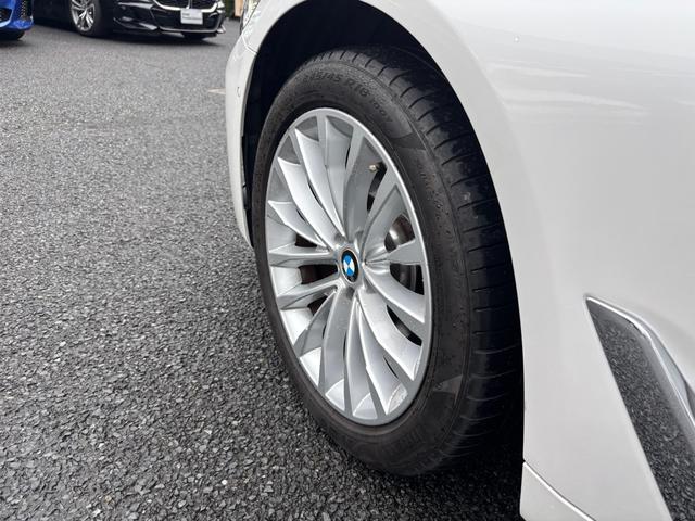 5シリーズ 523d xDrive ラグジュアリー 認定中古保証2年 フルレザーシート シートヒーター LEDヘッドライト 電動リアゲート(30枚目)