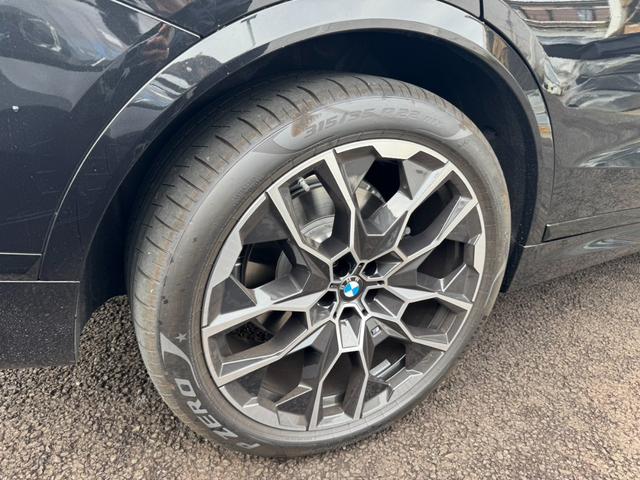 X7 xDrive 40d Mスポーツ デモカー 認定中古車保証 サンルーフ 3列シート 純正アルミホイール ETC 全周囲カメラ バックカメラ(33枚目)