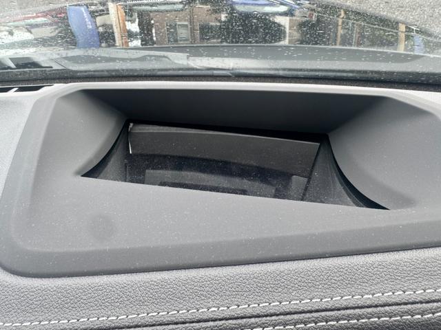 4シリーズ M440i xDriveカブリオレ デモカー 認定中古車保証 青キャリパーブレーキ 全周囲カメラ ブラウンレザー ヘッドアップディスプレイ 純正アルミホイール ETC(17枚目)