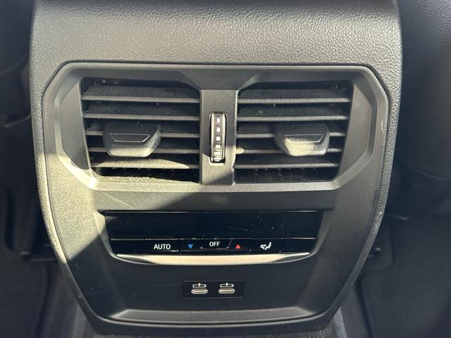 3シリーズ 320d xDriveツーリング Mスポーツ 認定中古保証【2年】 Bluetooth接続 禁煙車 純正アルミホイール ETC バックカメラ(6枚目)