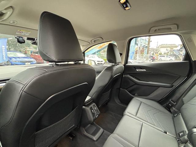 2シリーズ 218dアクティブツアラー エクスクルーシブ 認定中古車保証 テクノロジーパッケージ 黒フルレザーシート シートヒーター 純正ナビ 全周囲カメラ ドライブレコーダー(4枚目)