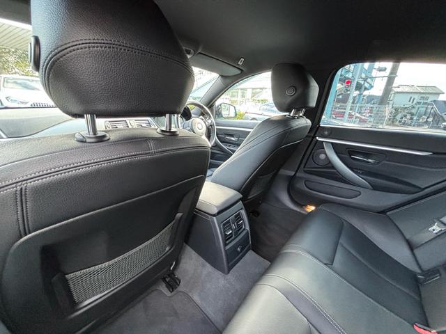 ４シリーズ ４４０ｉグランクーペ　Ｍスポーツ　認定中古車　黒革　バックアイカメラ　ＯＰ１９ＡＷ　ヘッドアップディスプレイ　直６エンジン　ＥＴＣ２．０　ナビゲーション　ＡＣＣ（4枚目）