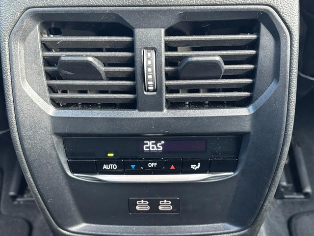 お客様のご希望に合せたお支払総額設定が可能です。お支払総額に必要な項目を加算して下さい。希望番号代行２８，６２０円・車庫証明代行費用４３，２００円・下取費用４３，２００円全て印紙代金を含んだ金額です。