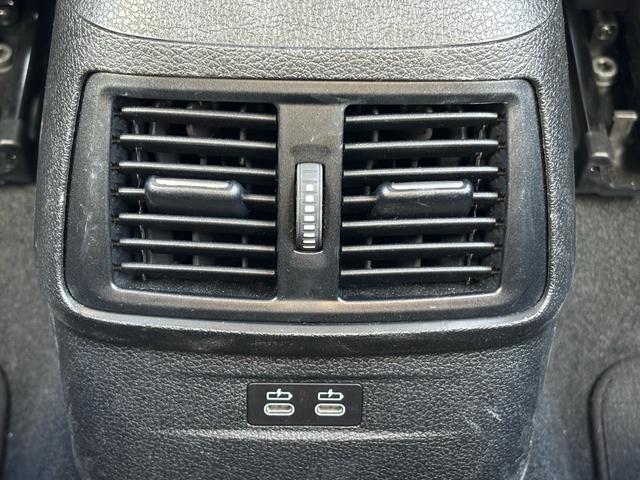 2シリーズ 218iアクティブツアラー ラグジュアリー 認定中古車 黒革 禁煙車 管理ユーザー下取り ETC2.0 ナビゲーション ラグジュアリー 認定中古車保証(6枚目)