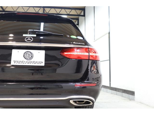 E400 4マチックステーションワゴンエクスクルシブ レーダーSP Pスタ 黒本革 HUD ナビTV BT音楽 ブルメスタ 360カメラ PTS エアバランスP LEDライト 自動Rゲート&HフリーA ダイナミックS 専用エクステリア 9AT 2年保証(17枚目)