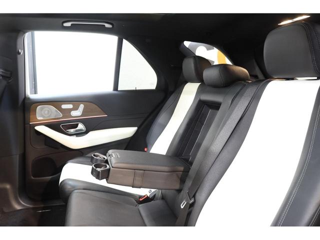 ＧＬＥ ＧＬＥ４５０　４マチックスポーツ　ＡＭＧ＆ＲＳＰ　ＩＳＧ搭載　Ｐスタ　黒／白革＆ベンチレーター　ＳＲ　ＨＵＤ　ＭＢＵＸナビＴＶ　ＢＴ音楽　ブルメスター　３６０カメラ　ハンズフリーＡ　ＡＭＧエアロ＆２０ＡＷ　パナメリカーナＧ　２年保証（32枚目）