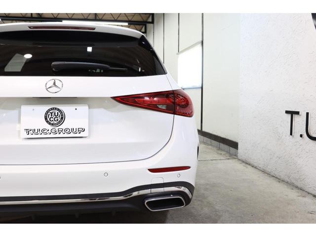 Ｃクラスステーションワゴン Ｃ２００ステーションワゴンアバンギャルドＡＭＧライン　レザーＥＸＣ／レーダーＳＰ　ＩＳＧ搭載　１オーナー　黒本革　パノラマＳＲ　ＨＵＤ　ナビＴＶ　スマホ連携　３６０カメラ　ＰＴＳ　ＡＭＧエアロ／１８ＡＷ　リアアクスルステアリング　ＬＥＤライト　　２年保証（17枚目）