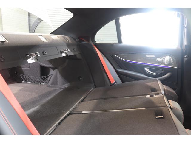 Ｅクラス Ｅ４３　４マチック　レーダーＳＰ　キーレスゴー　黒本革＆全席ヒーター　ＨＵＤ　純正ナビＴＶ　スマホ連携　ブルメスタ－　３６０カメラ　ＰＴＳ　ＡＭＧエアロ＆２０ＡＷ　エアバランスＰＫＧ　ＡＭＧライドＣ＋エアサス　２年保証付（29枚目）