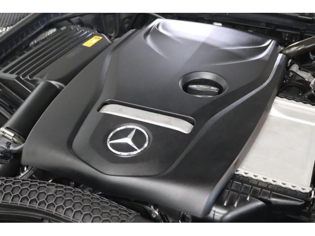 Ｃクラス Ｃ１８０カブリオレスポーツレザエクスクルシブパッケジ　レザーＥＸＣ＆ＲＳＰ　後期　ＭＥコネ　赤本革＆エアスカーフ　赤幌　ＨＵＤ　ナビＴＶ　スマホ連携　Ｂカメラ　ＰＴＳ　ＤＳＲＣ　ＡＭＧエアロ／１９ＡＷ　ダイナミックＳ　エアバランスＰＫＧ　９ＡＴ　２年保証（7枚目）
