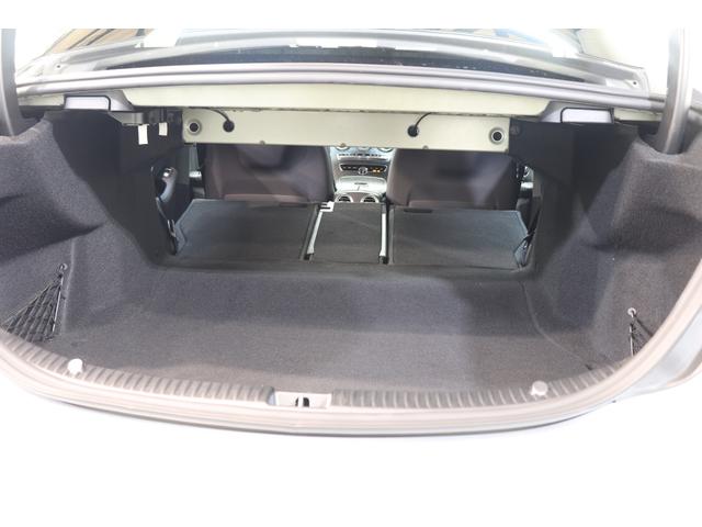 Ｃクラス Ｃ２００アバンギャルド　ＡＭＧライン　レーダーＳＰ　後期型　ＢＳＧ搭載　黒革＆シートヒーター　ナビＴＶ　スマホ連携　Ｂカメラ　ＰＴＳ　ＬＥＤ－Ｈ／Ｌ　ＡＭＧエアロ＆１８ＡＷ　ダイナミックＳ　エアサス　純正Ｆ／Ｒドラレコ　２年保証付（8枚目）