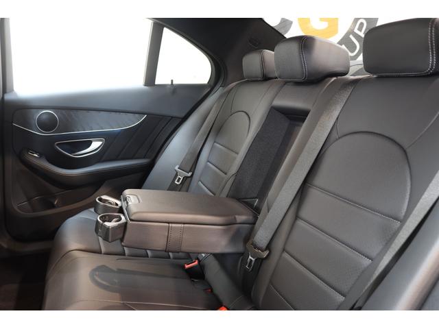 Ｃクラス Ｃ２００アバンギャルド　ＡＭＧライン　レーダーＳＰ　後期型　ＢＳＧ搭載　黒革＆シートヒーター　ナビＴＶ　スマホ連携　Ｂカメラ　ＰＴＳ　ＬＥＤ－Ｈ／Ｌ　ＡＭＧエアロ＆１８ＡＷ　ダイナミックＳ　エアサス　純正Ｆ／Ｒドラレコ　２年保証付（31枚目）