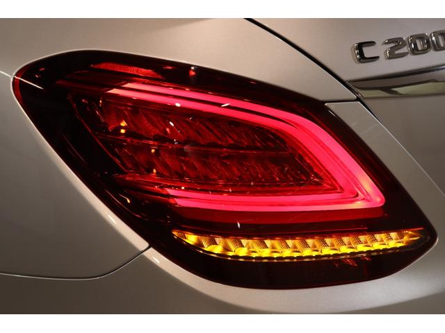 Ｃクラス Ｃ２００アバンギャルド　ＡＭＧライン　レーダーＳＰ　後期型　ＢＳＧ搭載　黒革＆シートヒーター　ナビＴＶ　スマホ連携　Ｂカメラ　ＰＴＳ　ＬＥＤ－Ｈ／Ｌ　ＡＭＧエアロ＆１８ＡＷ　ダイナミックＳ　エアサス　純正Ｆ／Ｒドラレコ　２年保証付（39枚目）