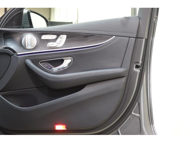 Ｅクラス Ｅ２００　アバンギャルド　スポーツ　レザー＆レーダーＳＰ　１オーナ　Ｍｅコネ　黒本革＆全Ｓヒーター　ＨＵＤ　ナビＴＶ　スマホ連携　ブルメスター　３６０カメラ　自動トランク　エアバランスＰ　ＡＭＧエアロ＆１９ＡＷ　ダイナミックＳ　２年保証（24枚目）