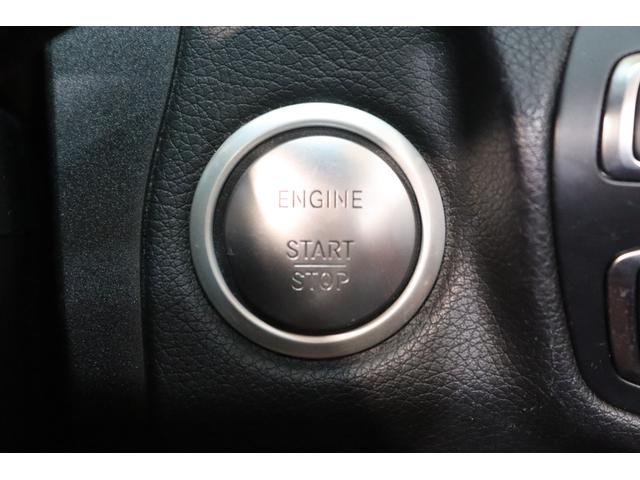 Cクラス C180カブリオレスポーツ レザEXC/RSP 1オ-ナ 赤本革&Sヒータ&エアスカ-フ 赤幌 HUD ナビTV BT音楽 Bカメラ PTS DSRC AMGエアロ/19AW ダイナミックS LEDヘッドライト 9AT 2年保証(18枚目)