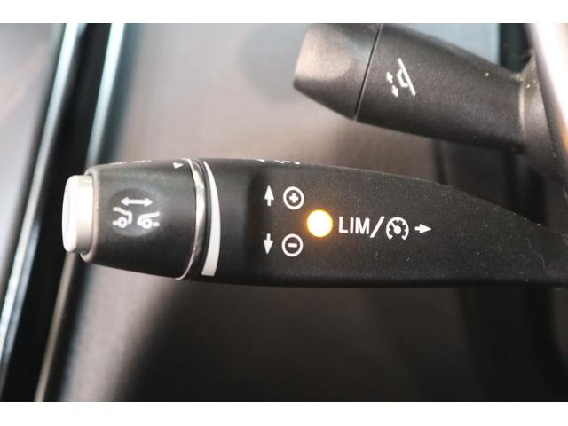 Cクラス C180カブリオレスポーツ レザEXC/RSP 1オ-ナ 赤本革&Sヒータ&エアスカ-フ 赤幌 HUD ナビTV BT音楽 Bカメラ PTS DSRC AMGエアロ/19AW ダイナミックS LEDヘッドライト 9AT 2年保証(33枚目)