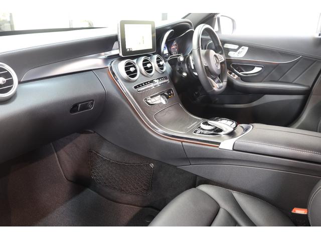 Ｃクラス Ｃ２００アバンギャルド　ＡＭＧライン　レザーＥＸＣ＆レーダーＳＰ　黒本革　シートヒーター　ＨＵＤ　ナビＴＶ　ＢＴ音楽　Ｂカメラ　ＰＴＳ　ＤＳＲＣ　ハンズフリＡ　ＬＥＤ－Ｈ／Ｌ　ＡＭＧエアロ＆１８ＡＷ　エアサス　純正ドラレコ　２年保証（4枚目）