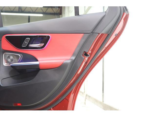 Cクラスステーションワゴン C43 4マチック RSP BSG搭載 赤/黒本革 ベンチレーター パノSR HUD MBUX/ARナビTV スマホ連携 ブルメスタ 360カメラ PTS 自動Rゲート AMGエアロ&19AW Rアクスルステア 2年保証(25枚目)