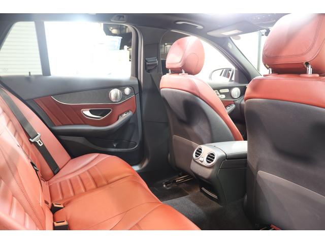 Cクラスステーションワゴン C200ステーションワゴンアバンギャルドAMGライン レザーEXC&レーダーSP 後期型 赤本革&Sヒーター HUD ナビTV BT音楽 Bカメラ PTS AMGエアロ&18AW AMGスポーツステア LEDライト 自動Rゲート エアサス 2年保証付(15枚目)