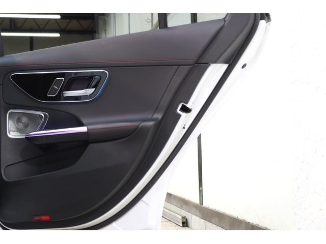 Ｃクラスステーションワゴン Ｃ４３　４マチック　ＲＳＰ　ＢＳＧ搭載　１オーナ　黒本革＆ベンチレーター　パノラマＳＲ　ＨＵＤ　ＭＢＵＸ／ＡＲナビＴＶ　スマホ連携　ブルメスター　３６０カメラ　ＰＴＳ　ＡＭＧエアロ＆１９ＡＷ　Ｒアクスルステア　２年保証付（25枚目）