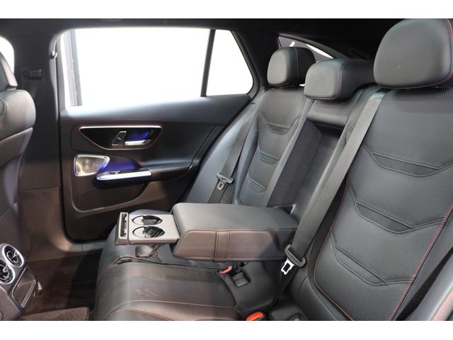 Ｃクラスステーションワゴン Ｃ４３　４マチック　ＲＳＰ　ＢＳＧ搭載　１オーナ　黒本革＆ベンチレーター　パノラマＳＲ　ＨＵＤ　ＭＢＵＸ／ＡＲナビＴＶ　スマホ連携　ブルメスター　３６０カメラ　ＰＴＳ　ＡＭＧエアロ＆１９ＡＷ　Ｒアクスルステア　２年保証付（31枚目）