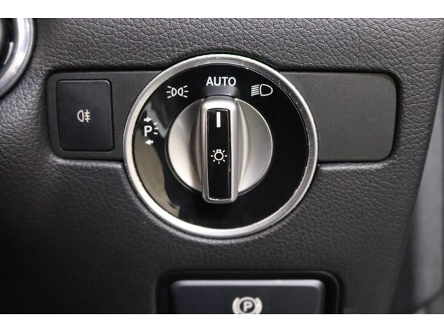 ＳＬＫ ＳＬＫ２００トレンド＋　ＡＭＧスポーツ＆ＲＳＰ　後期型　黒本革＆Ｓヒーター＆エアスカーフ　ガラスルーフ　純正ナビＴＶ　ＢＴ音楽　ＤＳＲＣ　キセノン＆ウォッシャ　ＡＭＧエアロ＆１８ＡＷ　９ＡＴ　キーレスキー　ドラレコ　２年保証（26枚目）