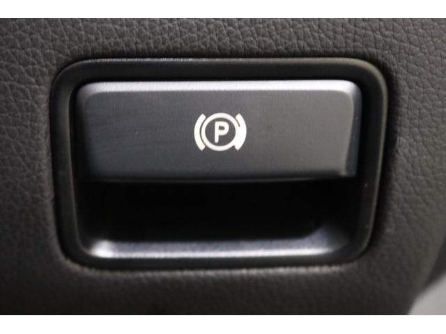 ＳＬＫ ＳＬＫ２００トレンド＋　ＡＭＧスポーツ＆ＲＳＰ　後期型　黒本革＆Ｓヒーター＆エアスカーフ　ガラスルーフ　純正ナビＴＶ　ＢＴ音楽　ＤＳＲＣ　キセノン＆ウォッシャ　ＡＭＧエアロ＆１８ＡＷ　９ＡＴ　キーレスキー　ドラレコ　２年保証（31枚目）