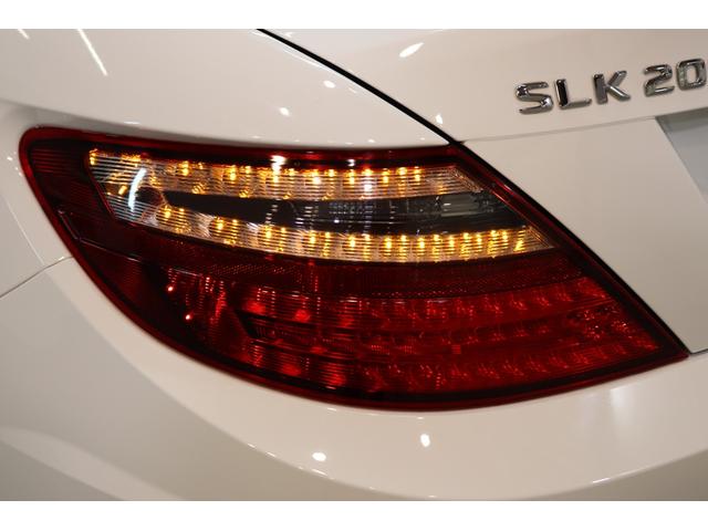 ＳＬＫ ＳＬＫ２００トレンド＋　ＡＭＧスポーツ＆ＲＳＰ　後期型　黒本革＆Ｓヒーター＆エアスカーフ　ガラスルーフ　純正ナビＴＶ　ＢＴ音楽　ＤＳＲＣ　キセノン＆ウォッシャ　ＡＭＧエアロ＆１８ＡＷ　９ＡＴ　キーレスキー　ドラレコ　２年保証（39枚目）