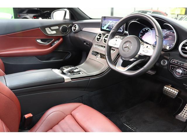 Ｃクラス Ｃ１８０カブリオレスポーツ　レザーＥＸＣ＆ＲＳＰ　１オーナー　後期型　ＭＥコネ　赤本革＆エアスカーフ　黒幌　ＨＵＤ　ナビＴＶ　スマホ連携　Ｂカメラ　ＰＴＳ　ＤＳＲＣ　ＡＭＧエアロ／１９ＡＷ　エアバランスＰＫＧ　９ＡＴ　２年保証付（13枚目）