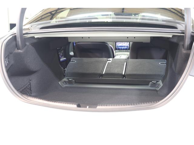 Cクラス C43 4マチック AMGナイト&RSP MEコネ 黒本革&ベンチレーター パノSR HUD MBUX/ARナビTV スマホ連携 ブルメスタ 360カメラ 自動トランク AMGエアロ&19AW Rアクスルステア 2年保証(8枚目)