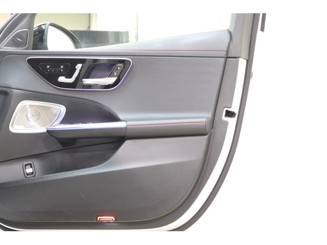 Cクラス C43 4マチック AMGナイト&RSP MEコネ 黒本革&ベンチレーター パノSR HUD MBUX/ARナビTV スマホ連携 ブルメスタ 360カメラ 自動トランク AMGエアロ&19AW Rアクスルステア 2年保証(24枚目)