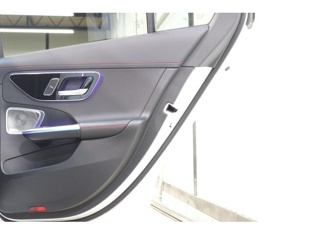 Cクラス C43 4マチック AMGナイト&RSP MEコネ 黒本革&ベンチレーター パノSR HUD MBUX/ARナビTV スマホ連携 ブルメスタ 360カメラ 自動トランク AMGエアロ&19AW Rアクスルステア 2年保証(25枚目)