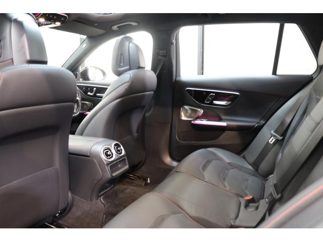 Cクラスステーションワゴン C43 4マチック AMGナイト&RSP BSG 現行 黒本革&ベンチレーター パノラマSR HUD MBUX/ARナビTV スマホ連携 ブルメスター 360カメラ AMGエアロ&19AW Rアクスルステア 2年保証付(5枚目)