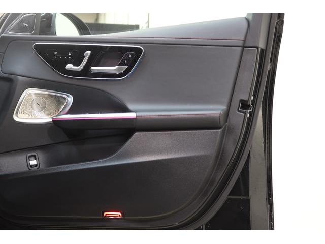 Cクラスステーションワゴン C43 4マチック AMGナイト&RSP BSG 現行 黒本革&ベンチレーター パノラマSR HUD MBUX/ARナビTV スマホ連携 ブルメスター 360カメラ AMGエアロ&19AW Rアクスルステア 2年保証付(24枚目)