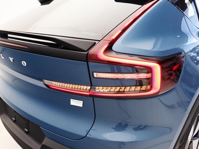 Ｃ４０リチャージ リチャージ　ツイン　電気自動車　パノラマルーフ　ピクセルＬＥＤ　社内使用　Ｇｏｏｇｌｅ　ｈａｒｍａｎ／ｋａｒｄｏｎ　前後シートヒーター　ステアリングホイールヒーター　ワイヤレススマホチャージ　パワーテールゲート　２０ＡＷ（9枚目）