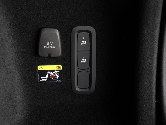Ｖ６０ Ｔ５　インスクリプション　２０１９年モデル　ドラレコ　茶革　ｈａｒｍａｎ／ｋａｒｄｏｎ　シートエアコン　マッサージ機能　シートヒーター　３６０°カメラ　パワーテールゲート　ドリフトウッドパネル　１８インチダイヤモンドカットＡＷ（31枚目）