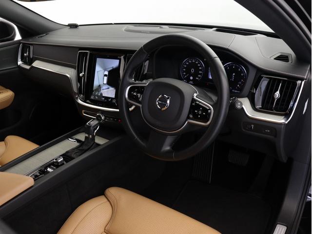 Ｖ６０ Ｔ５　インスクリプション　２０１９年モデル　ドラレコ　茶革　ｈａｒｍａｎ／ｋａｒｄｏｎ　シートエアコン　マッサージ機能　シートヒーター　３６０°カメラ　パワーテールゲート　ドリフトウッドパネル　１８インチダイヤモンドカットＡＷ（37枚目）