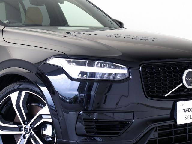 ＸＣ９０ リチャージアルテメットＴ８ＡＷＤプラグインハイブリド　ＰＨＥＶ　電動パノラマサンルーフ　Ｂ＆Ｗプレミアムサウンド　エアサス　３列７人乗り　Ｇｏｏｇｌｅ搭載　ドラレコ　クリスタルシフトノブ　ブラックアッシュウッドパネル　ベンチレーション機能　２２インチＡＷ（28枚目）