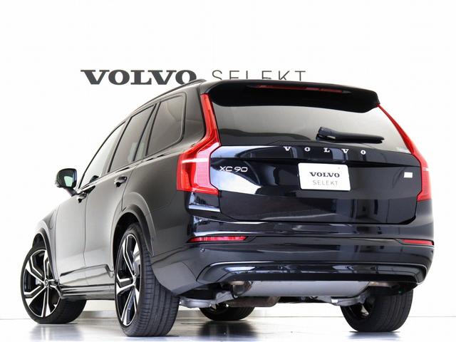 ＸＣ９０ リチャージアルテメットＴ８ＡＷＤプラグインハイブリド　ＰＨＥＶ　電動パノラマサンルーフ　Ｂ＆Ｗプレミアムサウンド　エアサス　３列７人乗り　Ｇｏｏｇｌｅ搭載　ドラレコ　クリスタルシフトノブ　ブラックアッシュウッドパネル　ベンチレーション機能　２２インチＡＷ（33枚目）