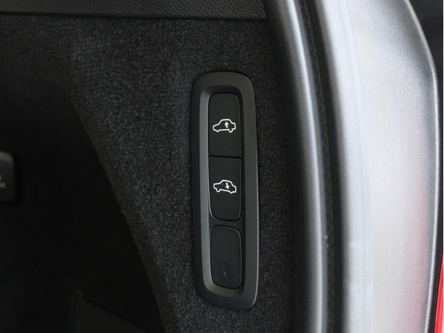 ＸＣ９０ リチャージアルテメットＴ８ＡＷＤプラグインハイブリド　ＰＨＥＶ　電動パノラマサンルーフ　Ｂ＆Ｗプレミアムサウンド　エアサス　３列７人乗り　Ｇｏｏｇｌｅ搭載　ドラレコ　クリスタルシフトノブ　ブラックアッシュウッドパネル　ベンチレーション機能　２２インチＡＷ（36枚目）