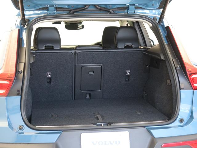 ＸＣ４０ アルティメット　Ｂ４　ＡＷＤ　２０２３年モデル　Ｇｏｏｇｌｅ搭載　ドラレコ　４８Ｖ　１９インチダイヤモンドカットＡＷ　ｈａｒｍａｎ／ｋａｒｄｏｎ　前後シートヒーター　ステアリングヒーター　クリスタルシフトノブ　パワーテールゲート（10枚目）