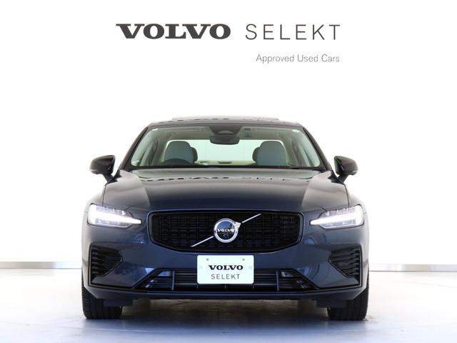 Ｓ６０ リチャジアルティメットＴ６ＡＷＤプラグインハイブリド　ＰＨＥＶ　電動パノラマサンルーフ　Ｇｏｏｇｌｅ搭載　ドラレコ　白革　ベンチレーション機能　リラクゼーション機能　ｈａｒｍａｎ／ｋａｒｄｏｎ　クリスタルシフトノブ　ドリフトウッドパネル　１９インチＡＷ（10枚目）